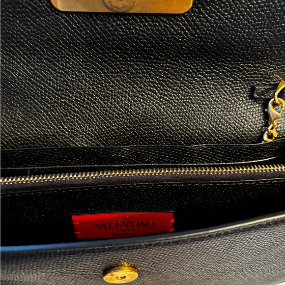 AUTHENTIC Valentino Vlogo Black Textured Calfskin Clutch w chain - like new - Picture 5 of 7